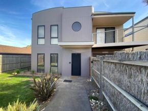 Getaway on Church Phillip Island Cowes